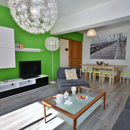 City Living Tk 1 Rm 3
