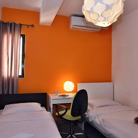 City Living Tk 1 Rm 3 Gasthuis *